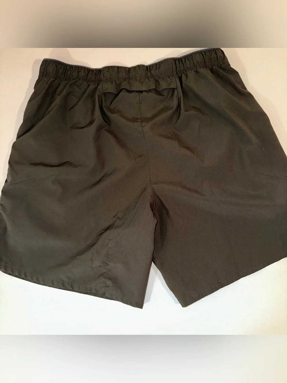 NIKE - DRI FIT - MENS SHORTS